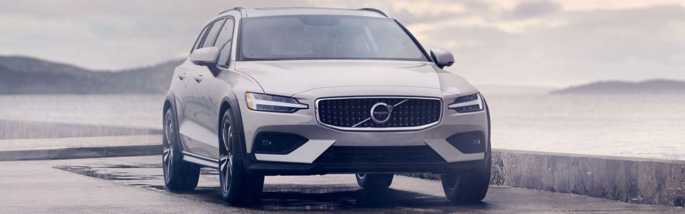 2020 Volvo V60 Cross Country Safety Main Img