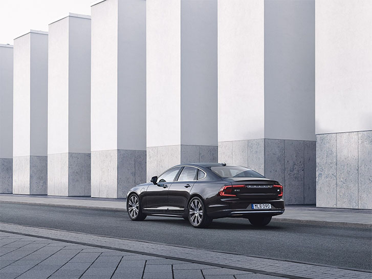 2021 Volvo S90 Recharge performance