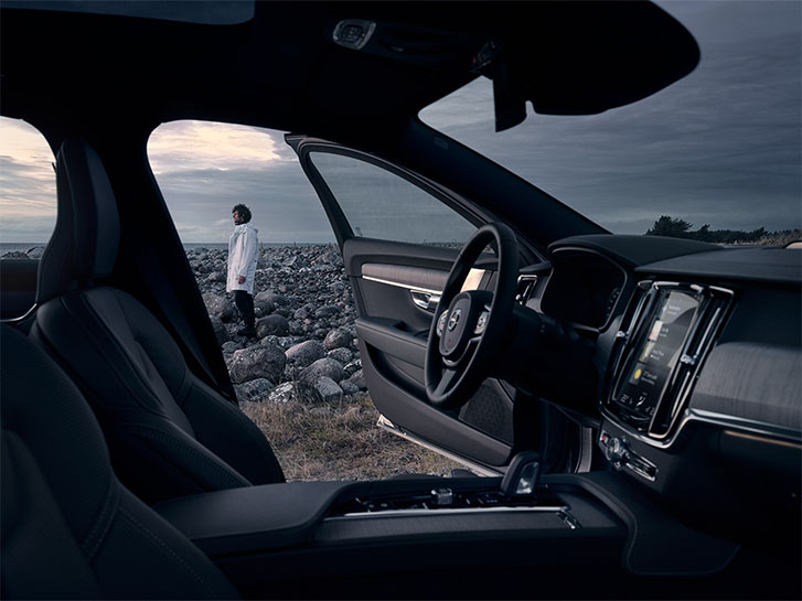 2021 Volvo V90 Cross Country comfort