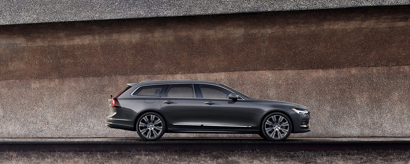 2021 Volvo V90 Main Img