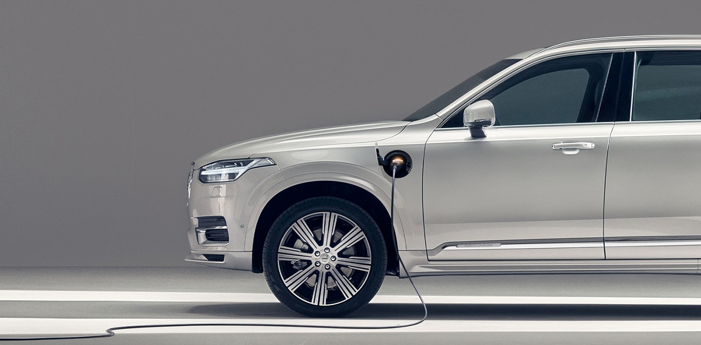 2022 Volvo XC90 Recharge Safety Main Img