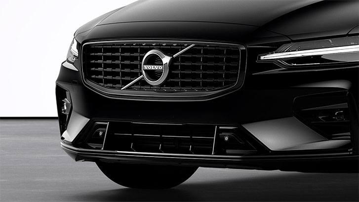 2025 Volvo S60 Plug-in Hybrid appearance