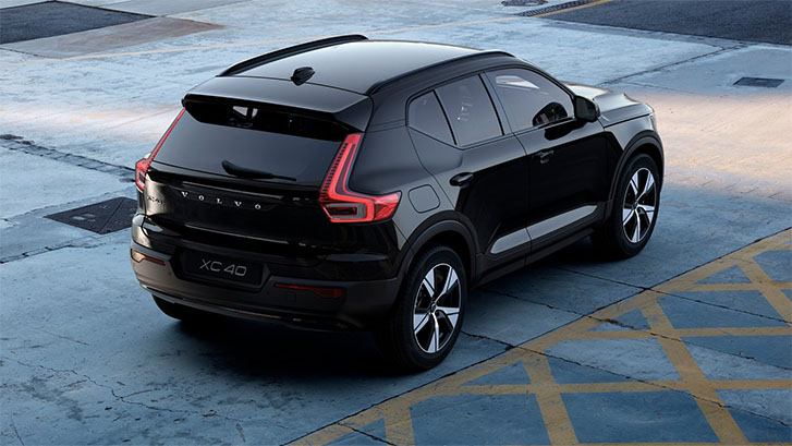 2025 Volvo XC40 appearance