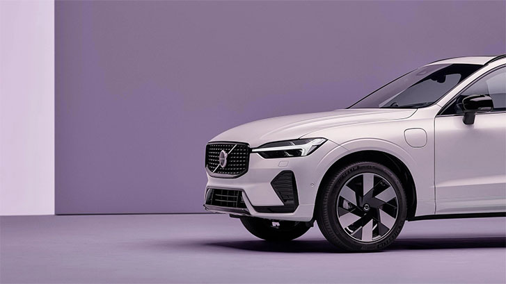 2025 Volvo XC60 Plug-in Hybrid appearance