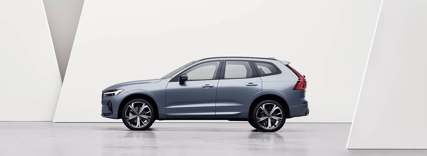 2025 Volvo XC60 Main Img